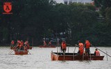 Rà soát mặt đáy hồ Hoàn Kiếm, trước khi tiến hành nạo vét bùn